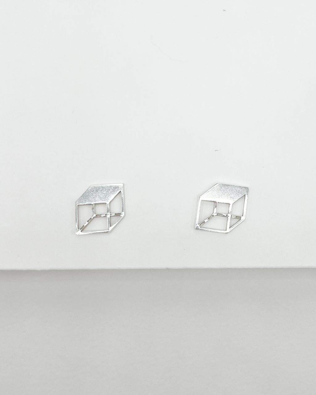 ARETES FOLD CUBO