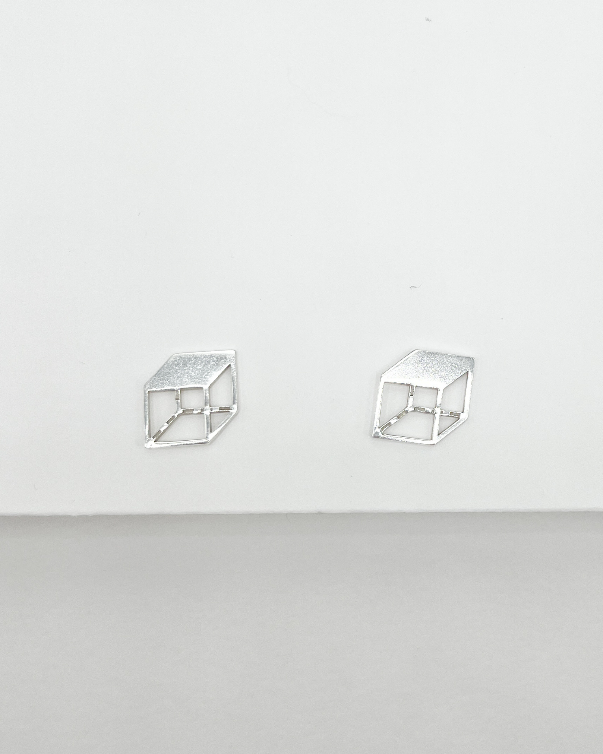 ARETES FOLD CUBO