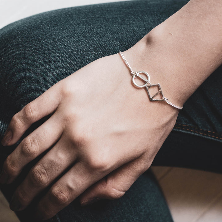 PULSERA GEO